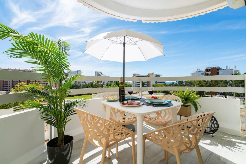 Front Beach Apartment Портиман Екстериор снимка