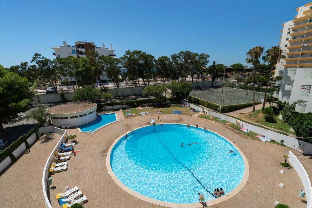 Front Beach Apartment Портиман Екстериор снимка