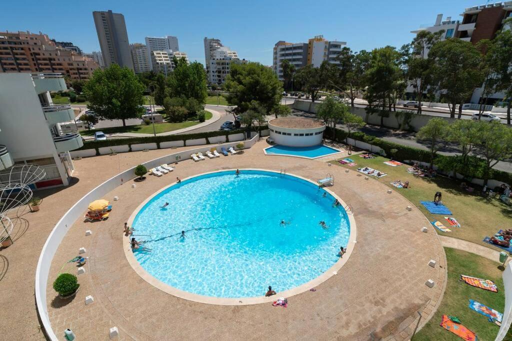 Front Beach Apartment Портиман Екстериор снимка