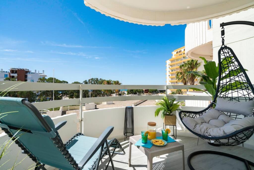 Front Beach Apartment Портиман Екстериор снимка