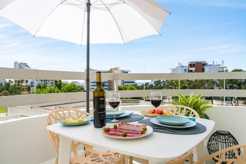 Front Beach Apartment Портиман Екстериор снимка